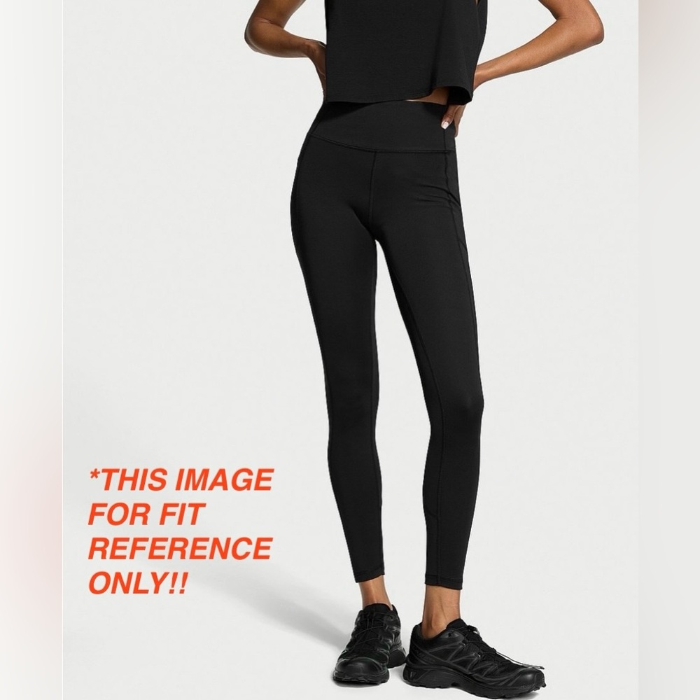 VSX Essential High-Rise Pocket Legging with floral pattern. - Picture 2 of 10